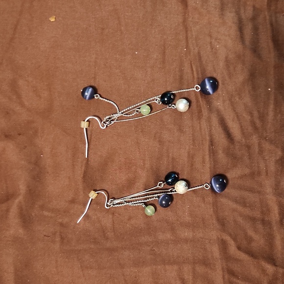 JEWELRY BUNDLE 4 pairs of earrings an4 bracelets.  New York & Co and marleylily - Picture 4 of 9